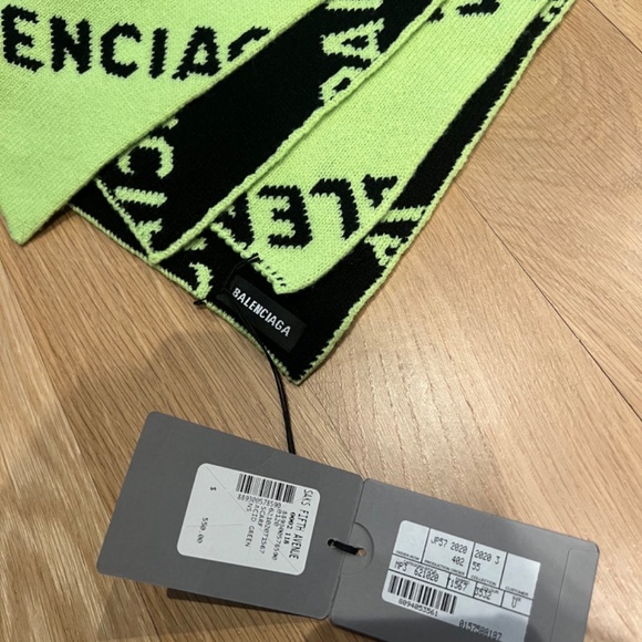NWT Authentic Balenciaga - Neon Logo-Jacquard Wool-Blend Scarf - Green - Picture 2 of 5